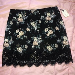 Forever 21 black floral skirt